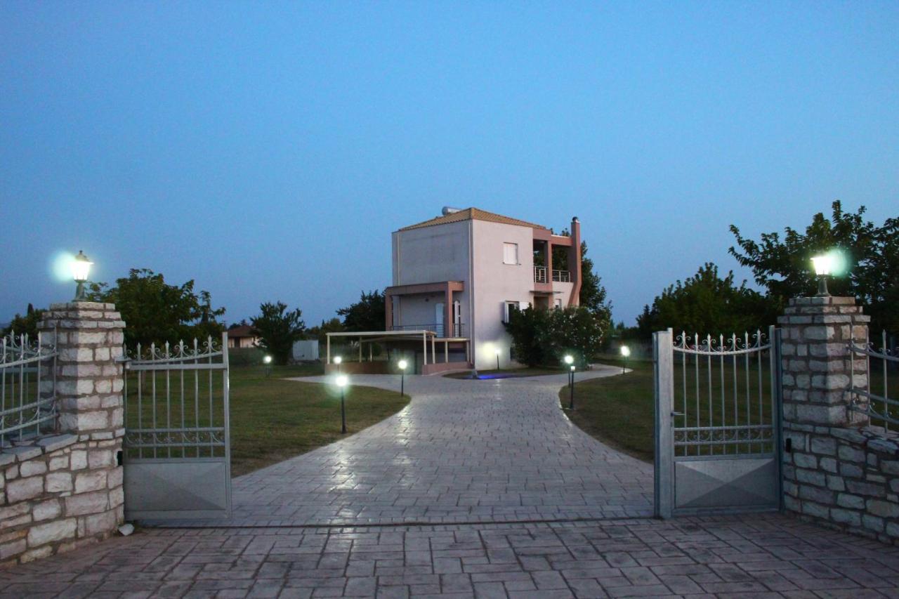 Villa Diamond Κουρούτα Αμαλιαδος Amaliada Exterior photo