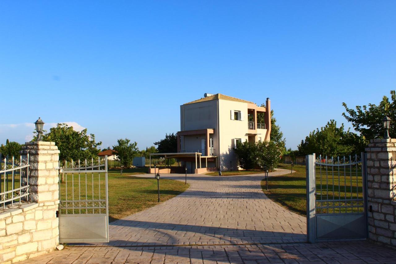 Villa Diamond Κουρούτα Αμαλιαδος Amaliada Exterior photo